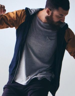 Sweaters & Hoodies